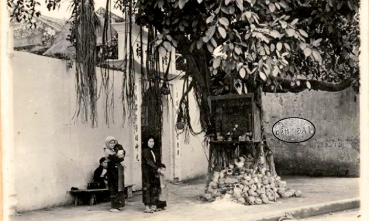 Đái bậy ở Hà Nội: Vấn nạn nhức nhối từ… thời Nguyễn