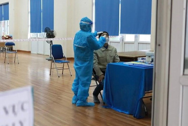 Trừ điểm thi đua giáo viên là F0: Nhà trường thừa nhận quá cứng nhắc