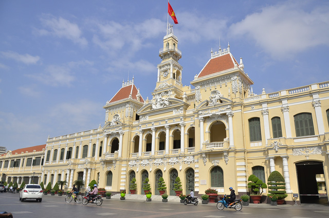 TP.HCM: 13 địa phương tăng cấp độ dịch thành vùng cam