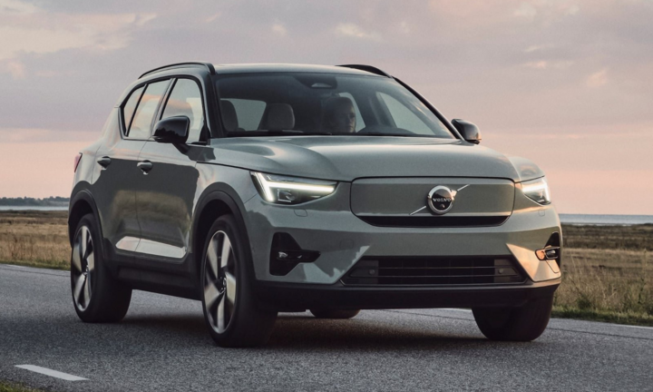 SUV điện Volvo XC40 Recharge 2023 được nâng cấp thiết kế