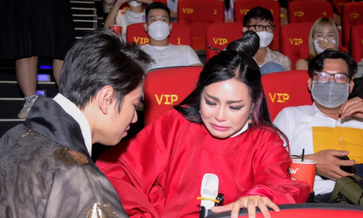 Ca sĩ Phương Thanh nhận K-ICM là con nuôi