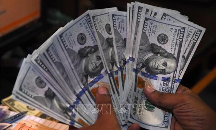 Mỹ cấm cung cấp USD cho Nga