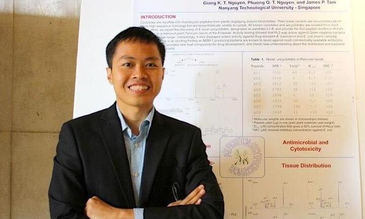 Tuổi thơ cơ cực của tiến sĩ người Việt có mức lương trong top 10% Singapore