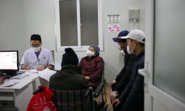 10 dấu hiệu cần đi khám hậu COVID-19