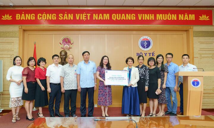 Một doanh nghiệp dược chi hơn 150 tỉ đồng để hỗ trợ phòng chống dịch Covid-19