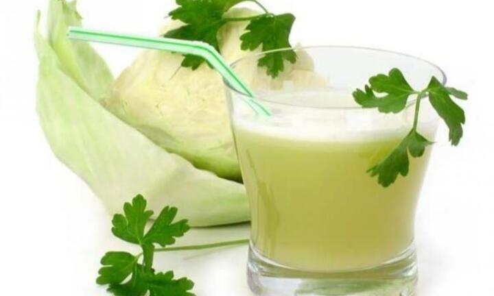 Vì sao nên uống nước bắp cải?