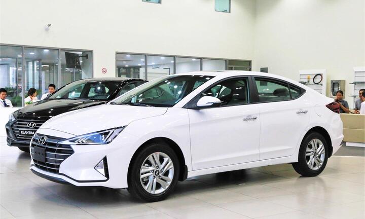 Thêm hàng loạt mẫu ôtô giảm giá mạnh trong tháng 3