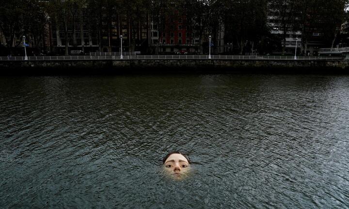 Tượng ‘Cô gái đuối nước’ trồi đầu lên mặt sông và sự thật đáng suy ngẫm phía sau