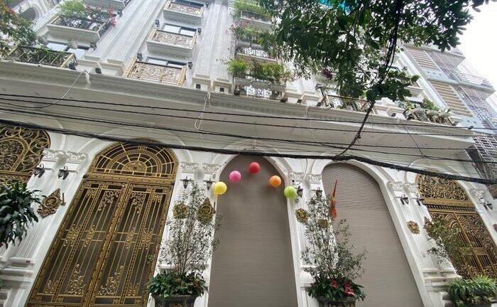 Cô gái qua đời sau 2 tháng nâng mũi ở Hà Nội: Một bác sĩ và 5 người liên quan