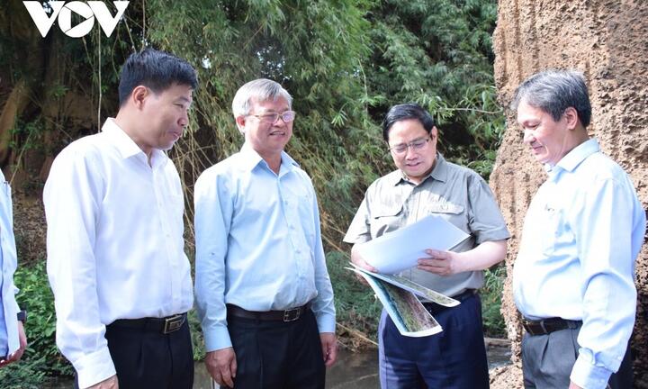 Thủ tướng Phạm Minh Chính kiểm tra dự án giao thông trọng điểm tại Bình Phước