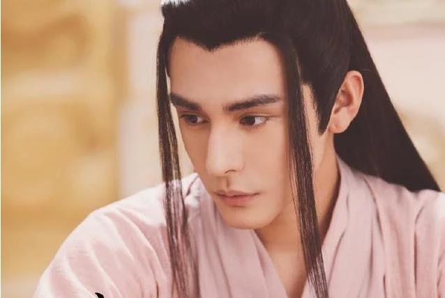 Lâm Hạo Dương 'sửa nát mặt' mới trở thành mỹ nam 