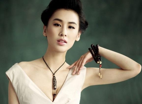 Những sao nữ điêu đứng vì scandal 'tiểu tam'