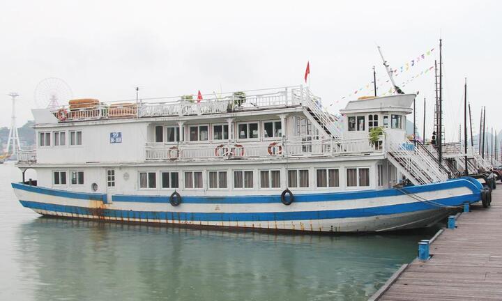 Quảng Ninh mở cửa du lịch quốc tế, nhiều chủ tàu vẫn ‘án binh bất động’