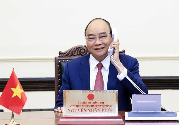 Chủ tịch nước Nguyễn Xuân Phúc điện đàm với Tổng thống đắc cử Hàn Quốc