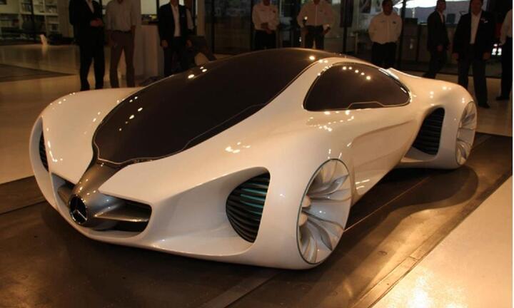 Ngỡ ngàng những mẫu ô tô có hình dáng như tàu vũ trụ 