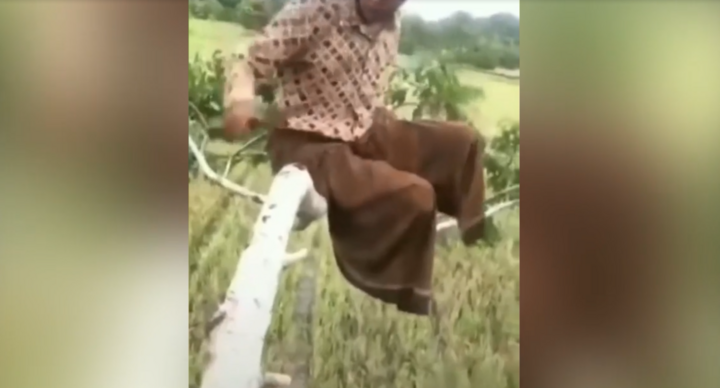 Cú ngã oái oăm 'đến Thượng đế cũng phải cười' 