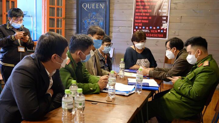 Nhiều vi phạm tại quán ăn bị tố chửi khách ở Đà Lạt