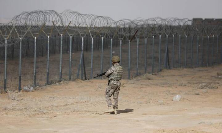 Iraq xây tường biên giới ngăn chiến binh IS xâm nhập