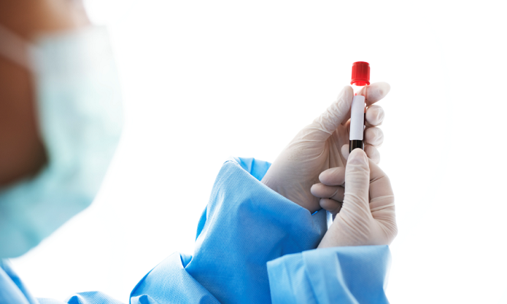 Không nhất thiết phải test COVID-19 thường xuyên cho mọi trẻ sơ sinh