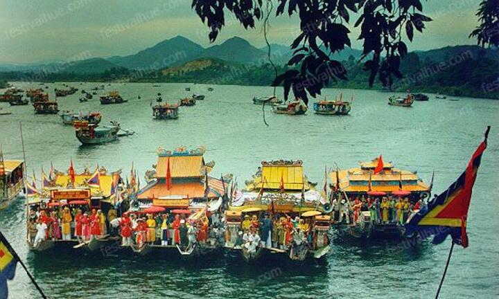 Nguy cơ lũ trái mùa, lễ hội nổi tiếng ở Huế phải lùi thời gian tổ chức