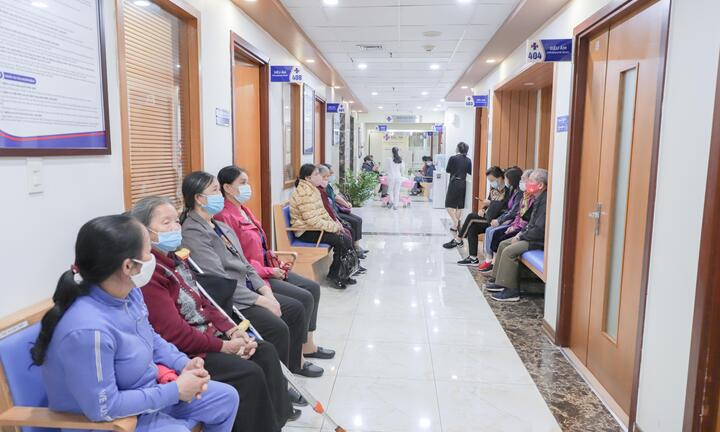 Bác sĩ chỉ rõ các dấu hiệu thường gặp ở bệnh nhân hậu COVID-19 