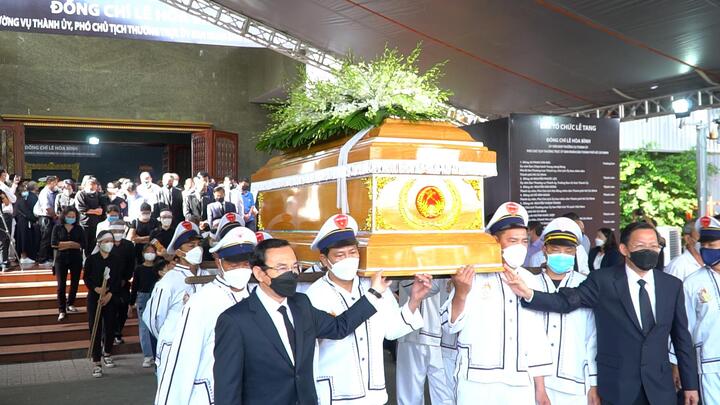 TP.HCM: Thương tiếc tiễn đưa ông Lê Hòa Bình về nơi an nghỉ cuối cùng
