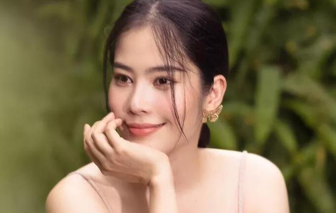 Bị nhiều nhạc sĩ tố hát 'chùa' ca khúc, Nam Em xin lỗi