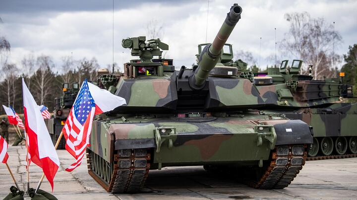 Ba Lan ký hợp đồng 4,75 tỷ USD mua 250 xe tăng M1A2 Abrams từ Mỹ