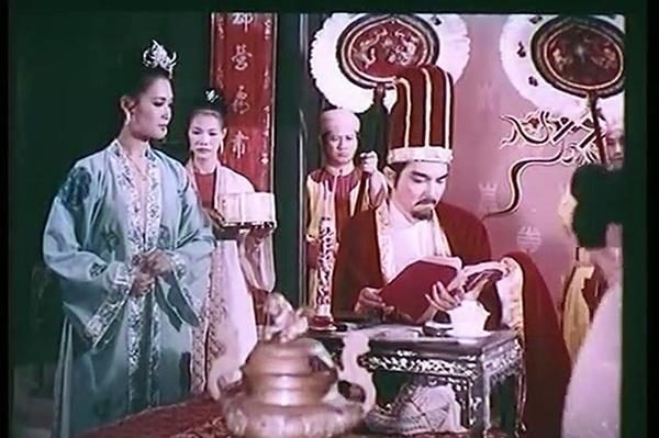 Dàn diễn viên 'Đêm hội Long Trì' 33 năm trước hiện sống thế nào?