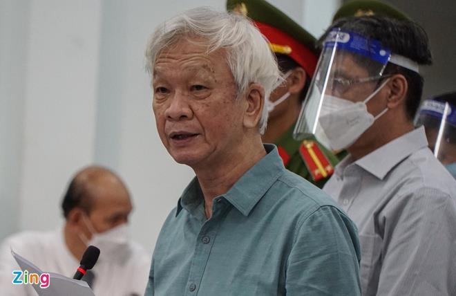 Cựu Chủ tịch Khánh Hòa xin HĐXX khoan hồng cho cấp dưới