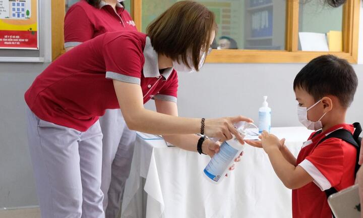 62 tỉnh thành cho trẻ mầm non đến trường, Hà Nội còn chần chừ đến khi nào?