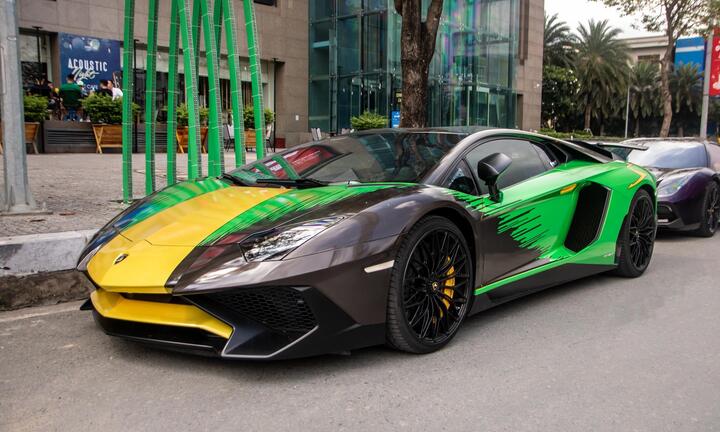 Cận cảnh Lamborghini Aventador SV thứ hai về Việt Nam