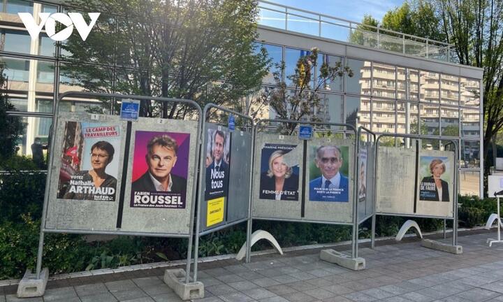 Cử tri Pháp bắt đầu bỏ phiếu vòng 1 bầu Tổng thống