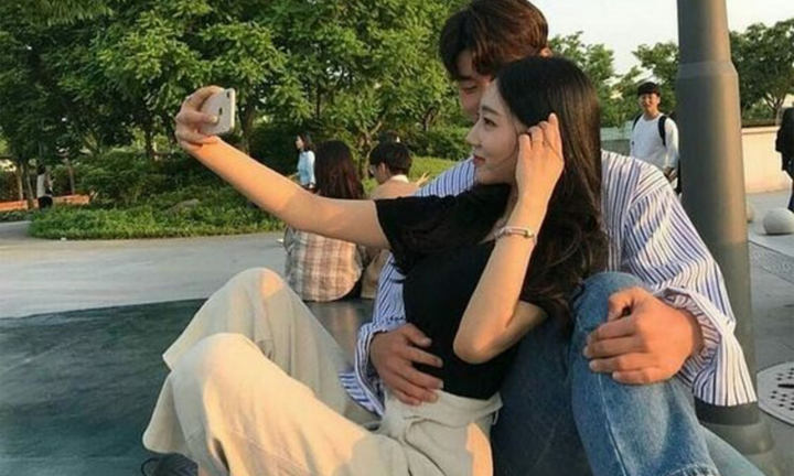 6 điều cần kiểm tra trước khi công khai tình cảm lên MXH nếu muốn yêu bền lâu