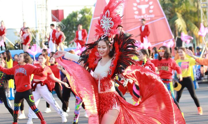 Quảng Ninh khôi phục Carnaval Hạ Long 2022 dịp nghỉ lễ 30/4-1/5