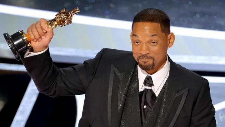 Thành viên Viện Hàn lâm: Will Smith nên trả tượng vàng Oscar