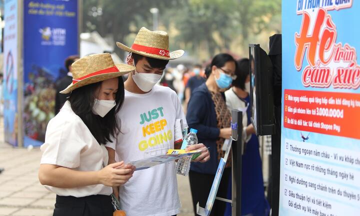 Người Việt ồ ạt ra nước ngoài du lịch