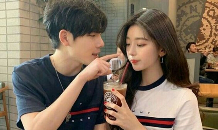 Dấu hiệu đơn giản để nhận ra ai là người yêu nhiều hơn trong một mối tình