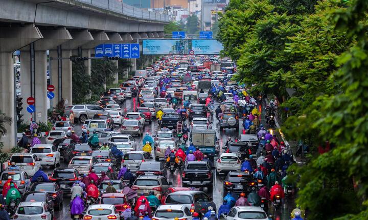 Người dân quay về Hà Nội, TP.HCM sau kỳ nghỉ lễ cần lưu ý thông tin này