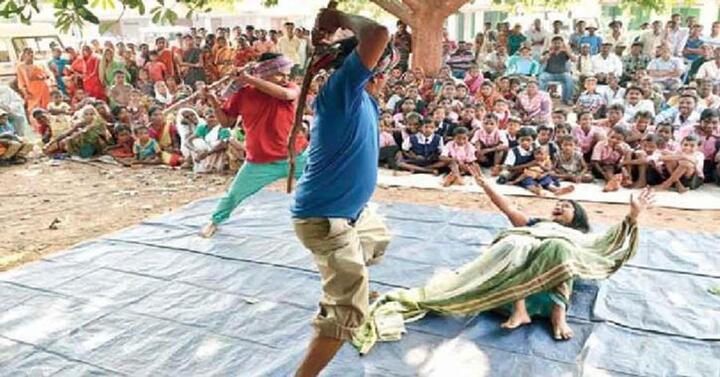 Bị vu là phù thủy, nhiều phụ nữ bị lột trần diễu phố, thậm chí sát hại