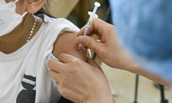 Hà Nội chưa ghi nhận phản ứng bất thường sau tiêm vaccine COVID-19 trẻ 5-11 tuổi