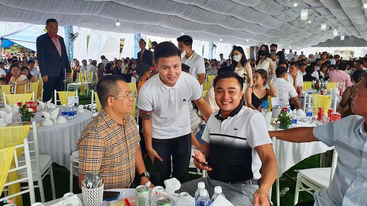 Quang Hải dự đám cưới Tấn Tài