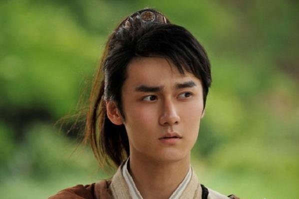 Bị tẩy chay, tài tử Trung Quốc phải đi làm shipper