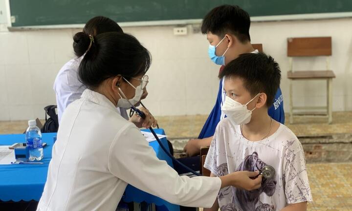 Trẻ chưa có mã định danh được tiêm vaccine COVID-19 không?