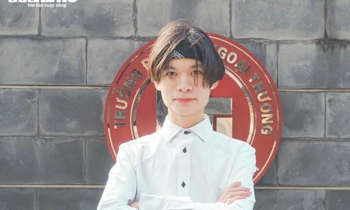 Nam sinh tốt nghiệp Đại học Ngoại thương với số điểm tuyệt đối 