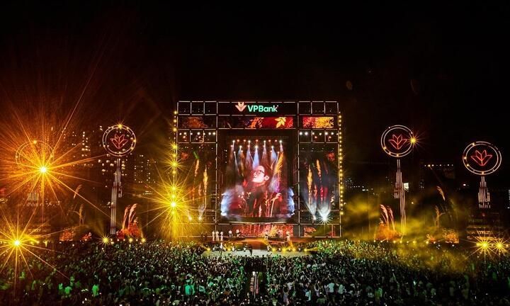 Đại nhạc hội Light Up Viet Nam do VPBank tổ chức chinh phục thành công giới trẻ