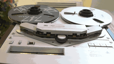 Video: Bộ sưu tập băng cối cổ trị giá 1,5 tỷ đồng ở TP.HCM