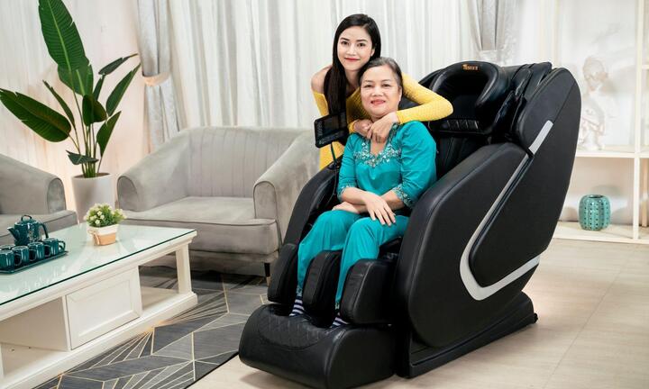Ghế massage Toshiko thay Anh Đào gửi yêu thương đến mẹ nhân Ngày của mẹ