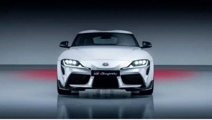 Toyota GR Supra 2023 ra mắt, ấn tượng với hộp số sàn 6 cấp