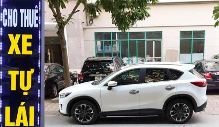 Thuê ô tô tự lái dịp nghỉ lễ 30/4: Khách hàng phải đặt trước cả tháng